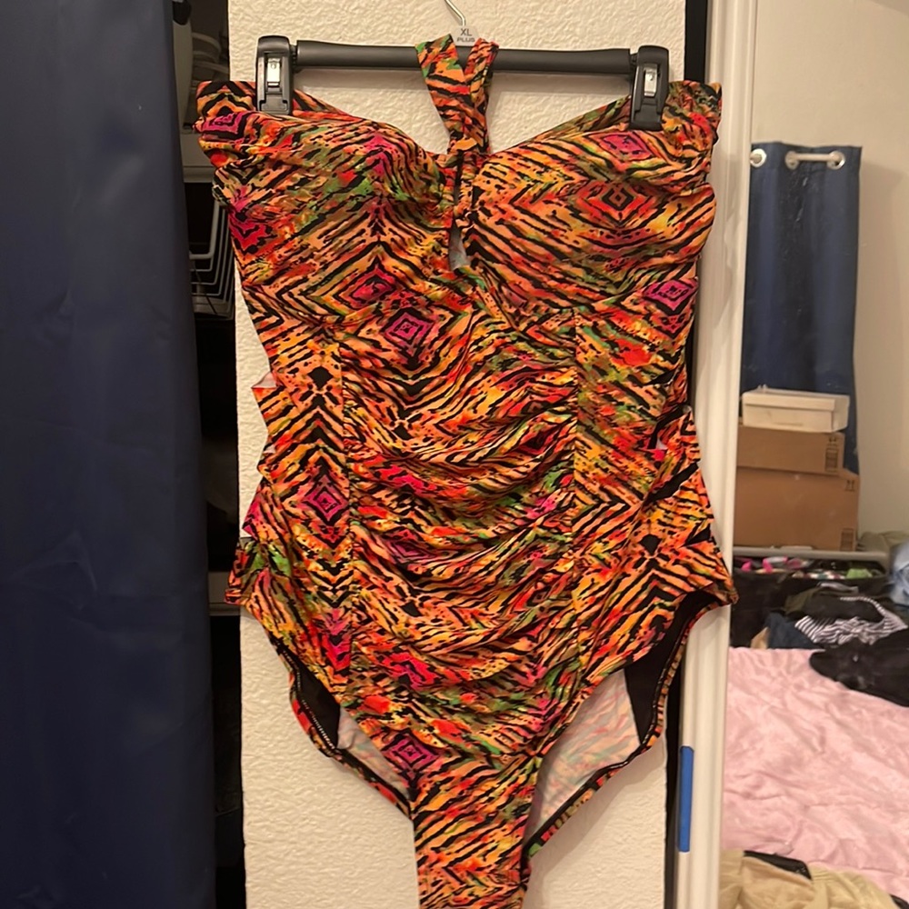 Bathing suit